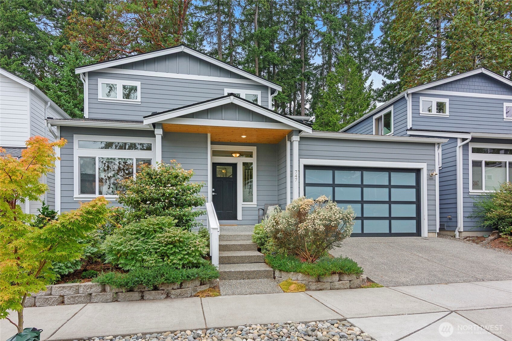 747 Fords Court — photo