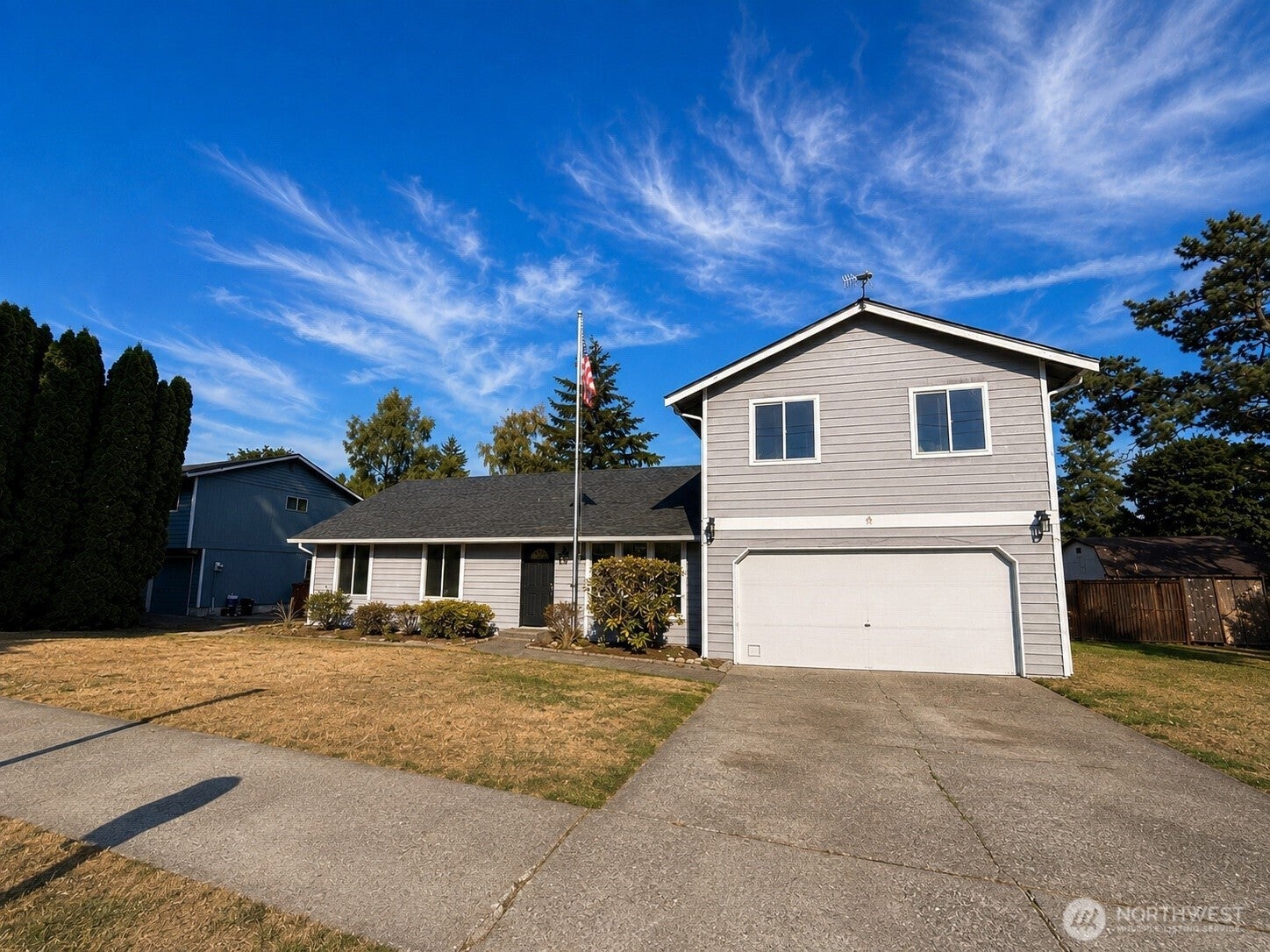 2709 53rd Avenue NE — photo