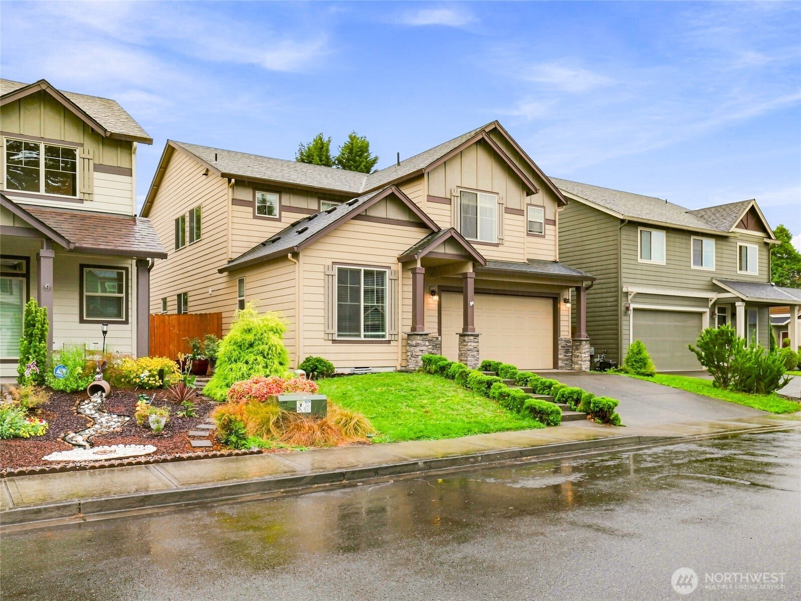 12205 NE 102 Street — photo