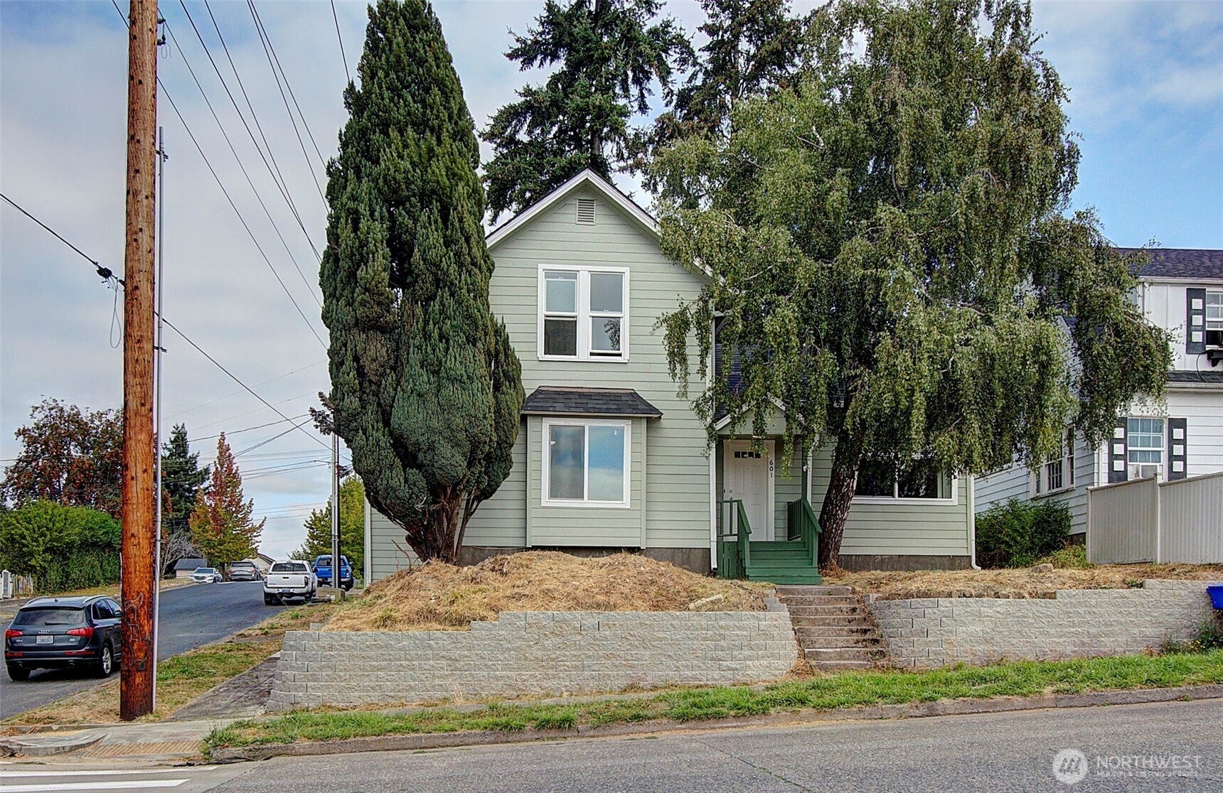601 Cowlitz Way — photo