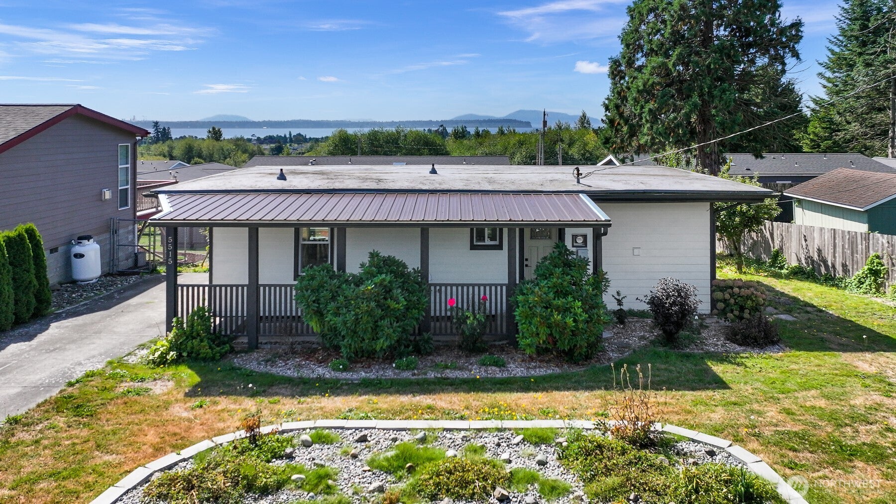 5515 Hillvue Road — photo