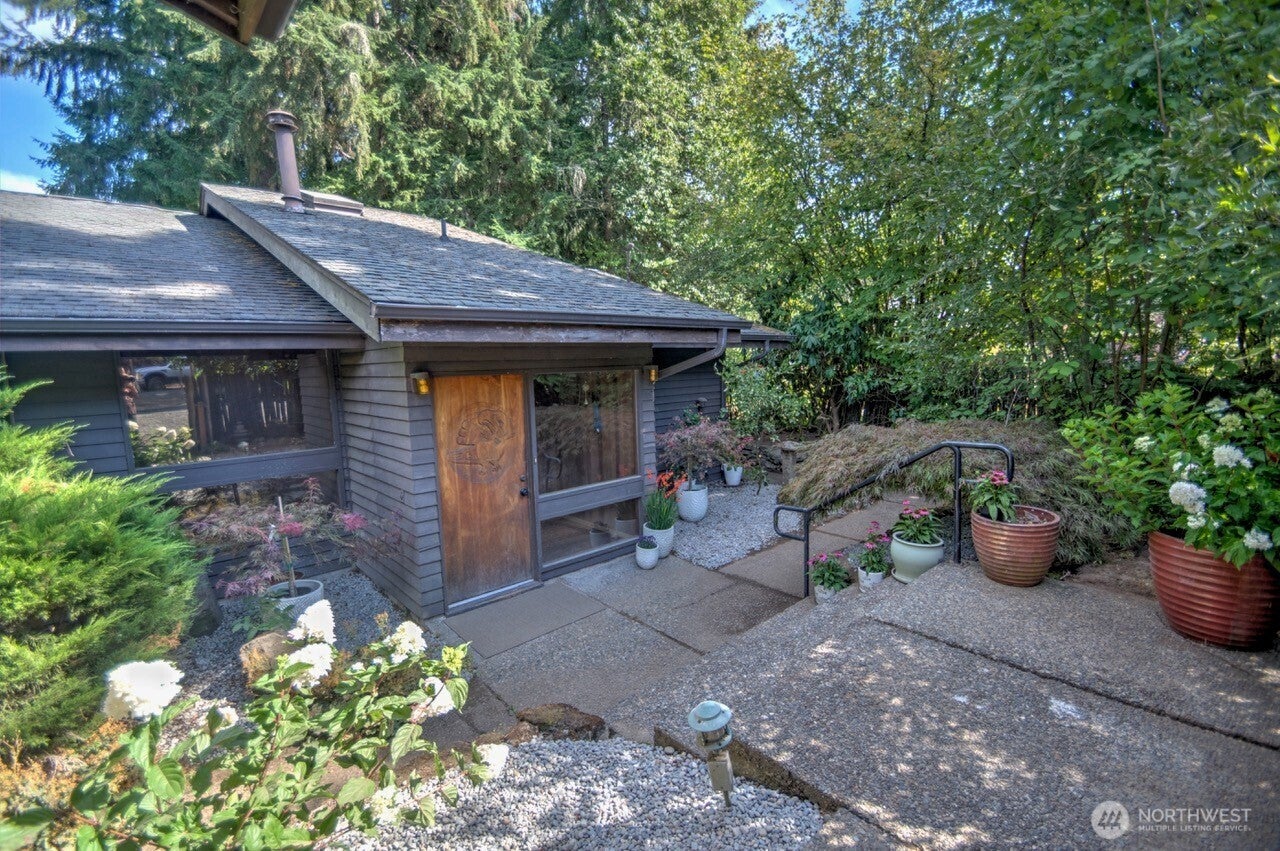 5016 Brassfield Road SE — photo
