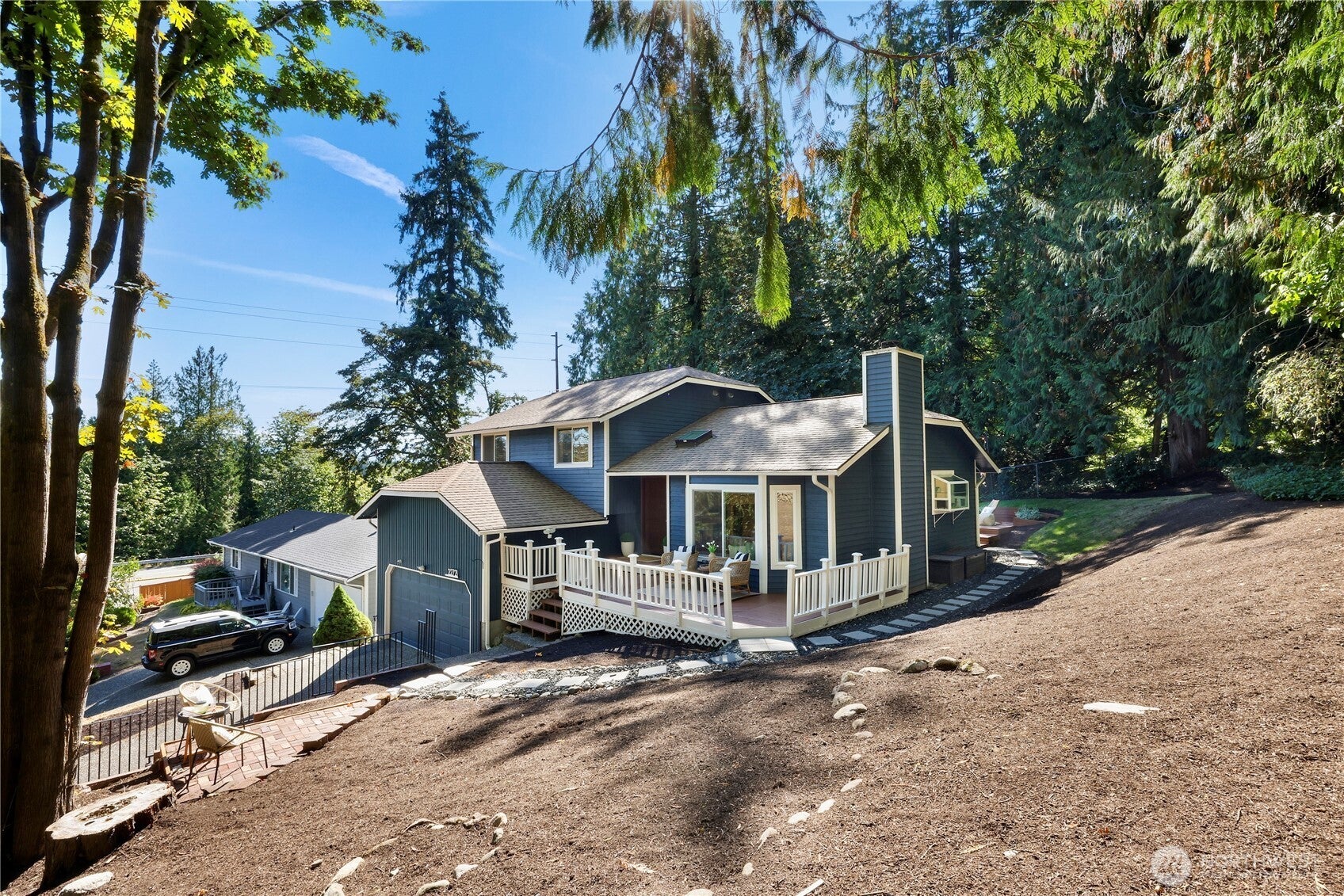 22721 NE 12th Place — photo