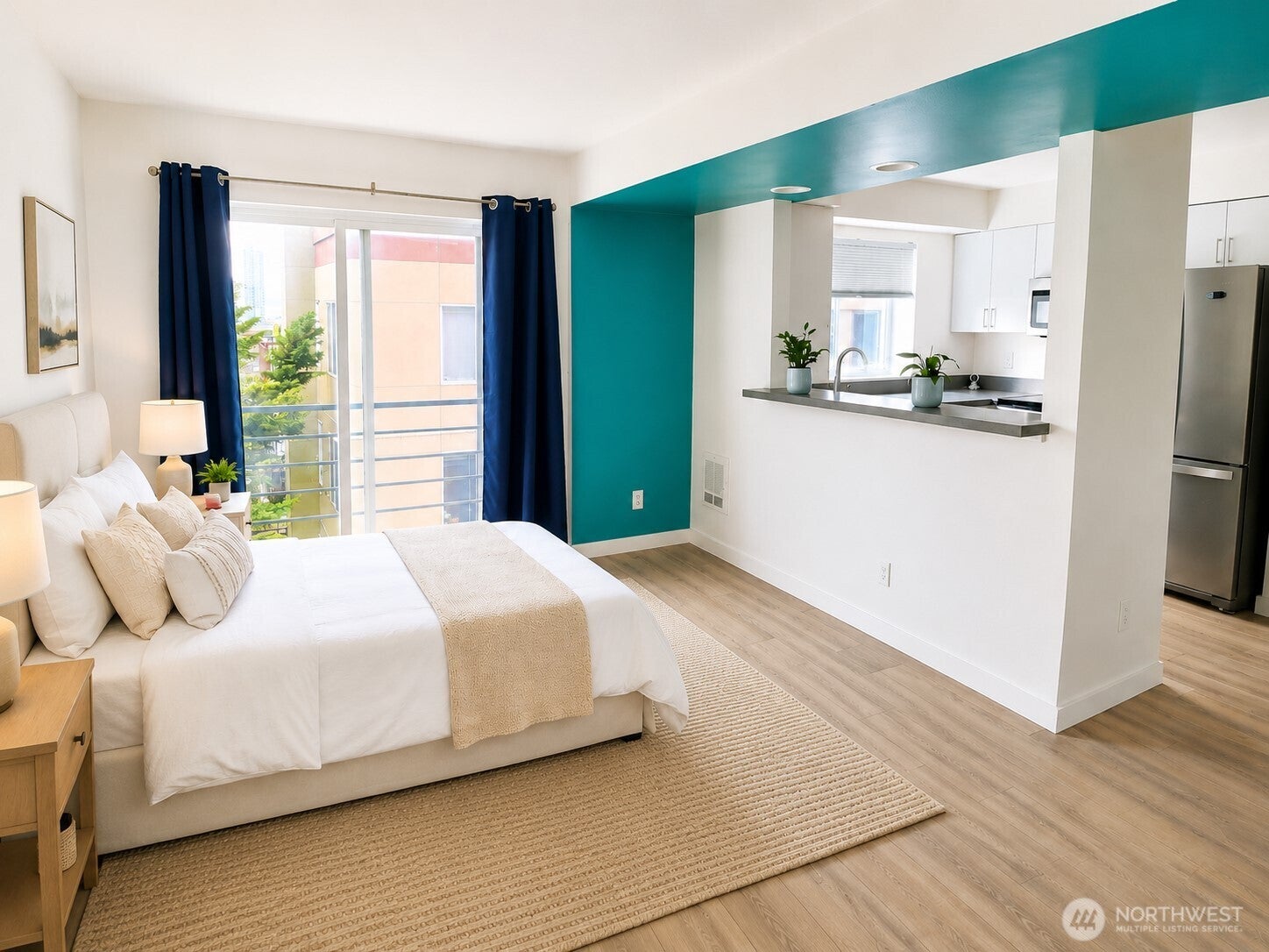 712 E Denny Way 502 — photo