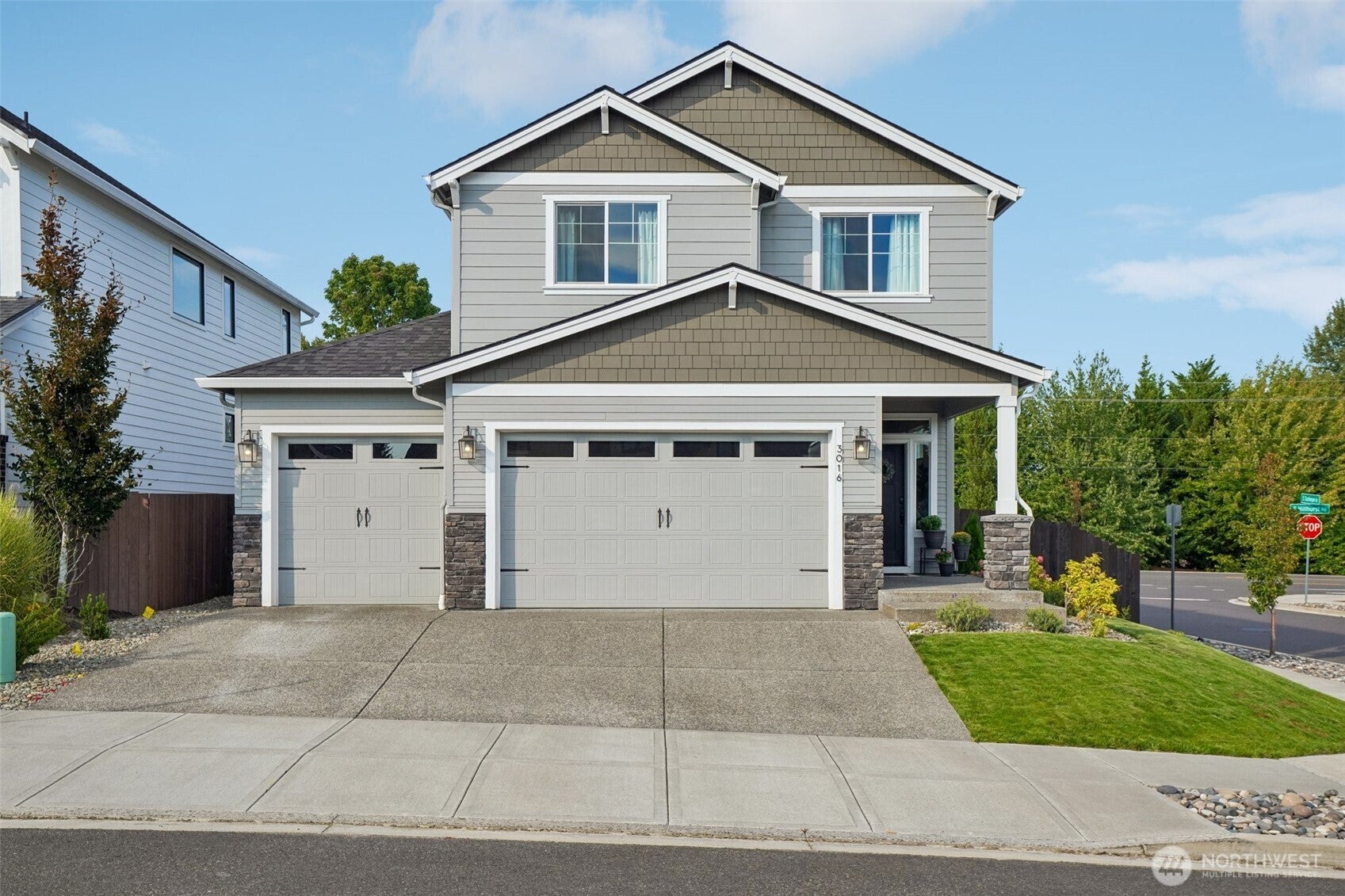3016 S White Salmon Drive — photo