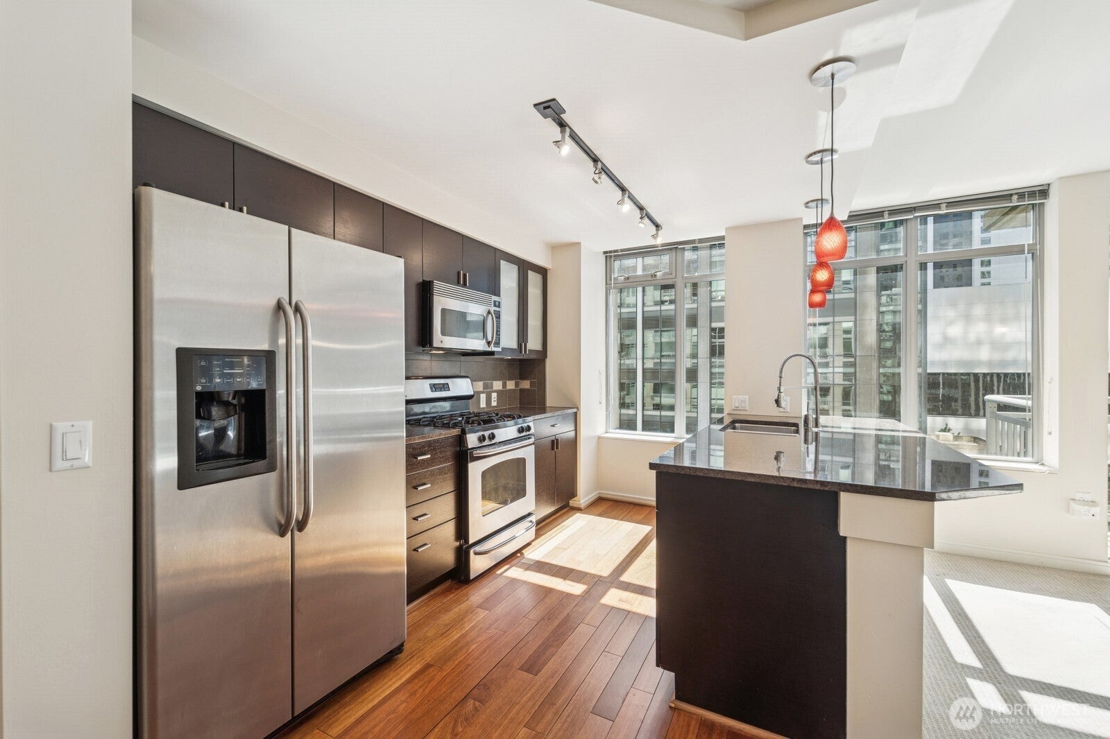 819 Virginia Street 1507 — photo