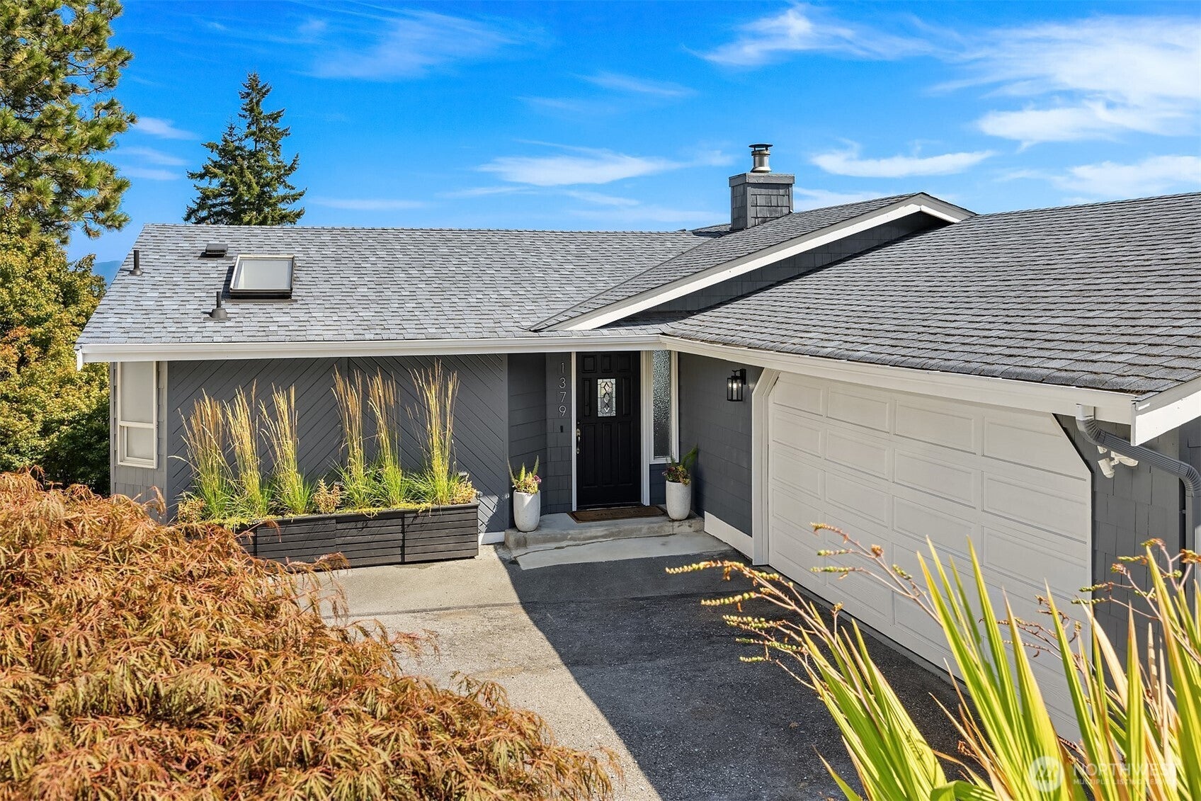 1379 SE Camano Drive — photo