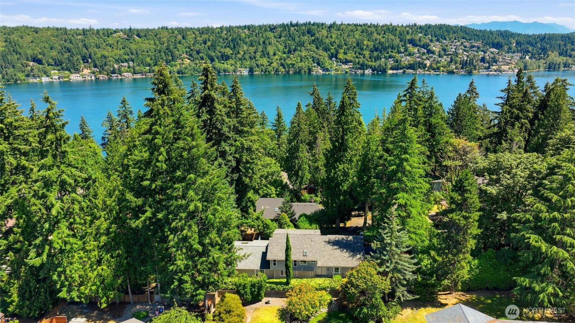 2209 W Lake Sammamish Parkway NE — photo