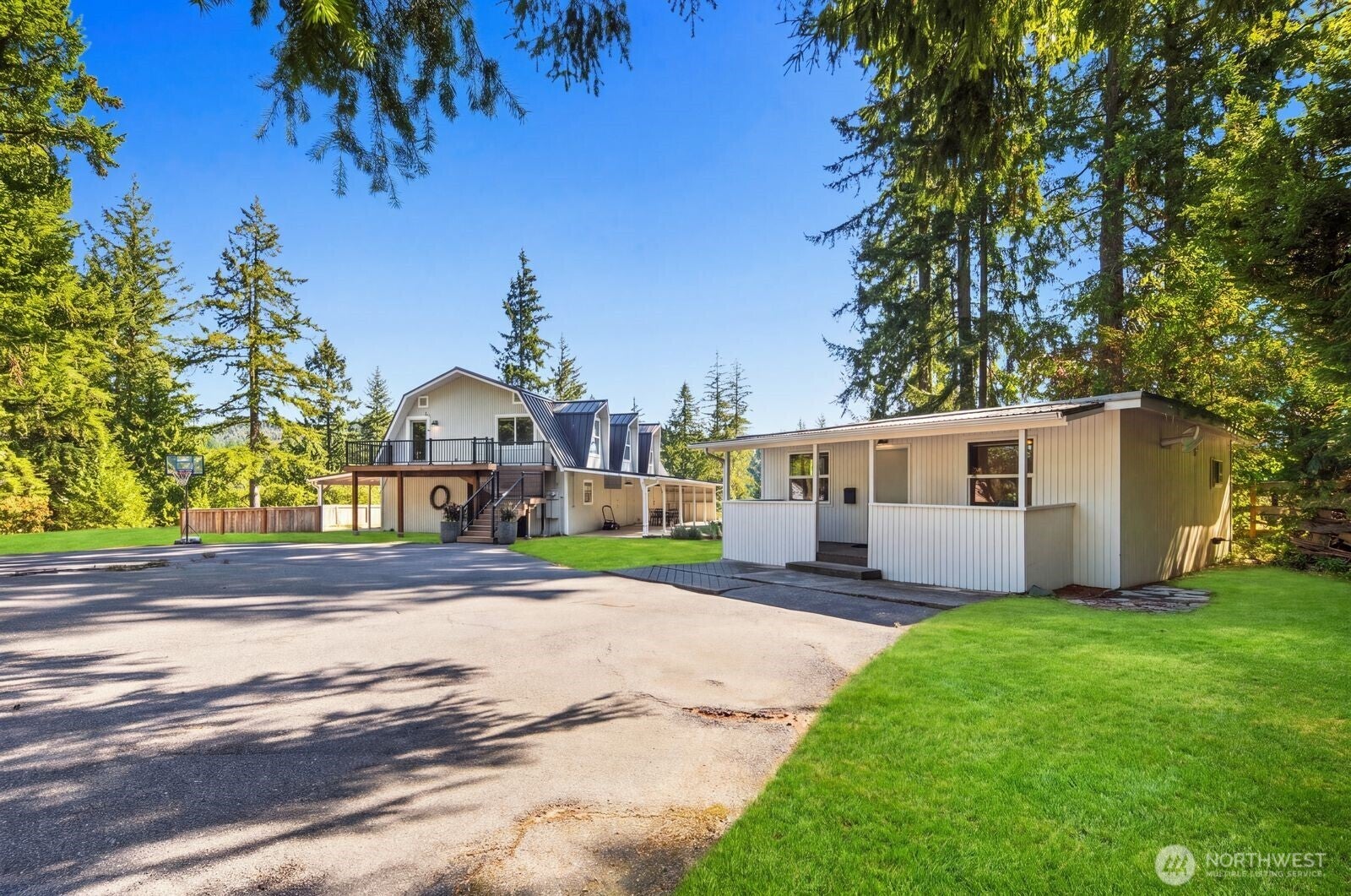 25515 SE Issaquah-Fall City Road — photo