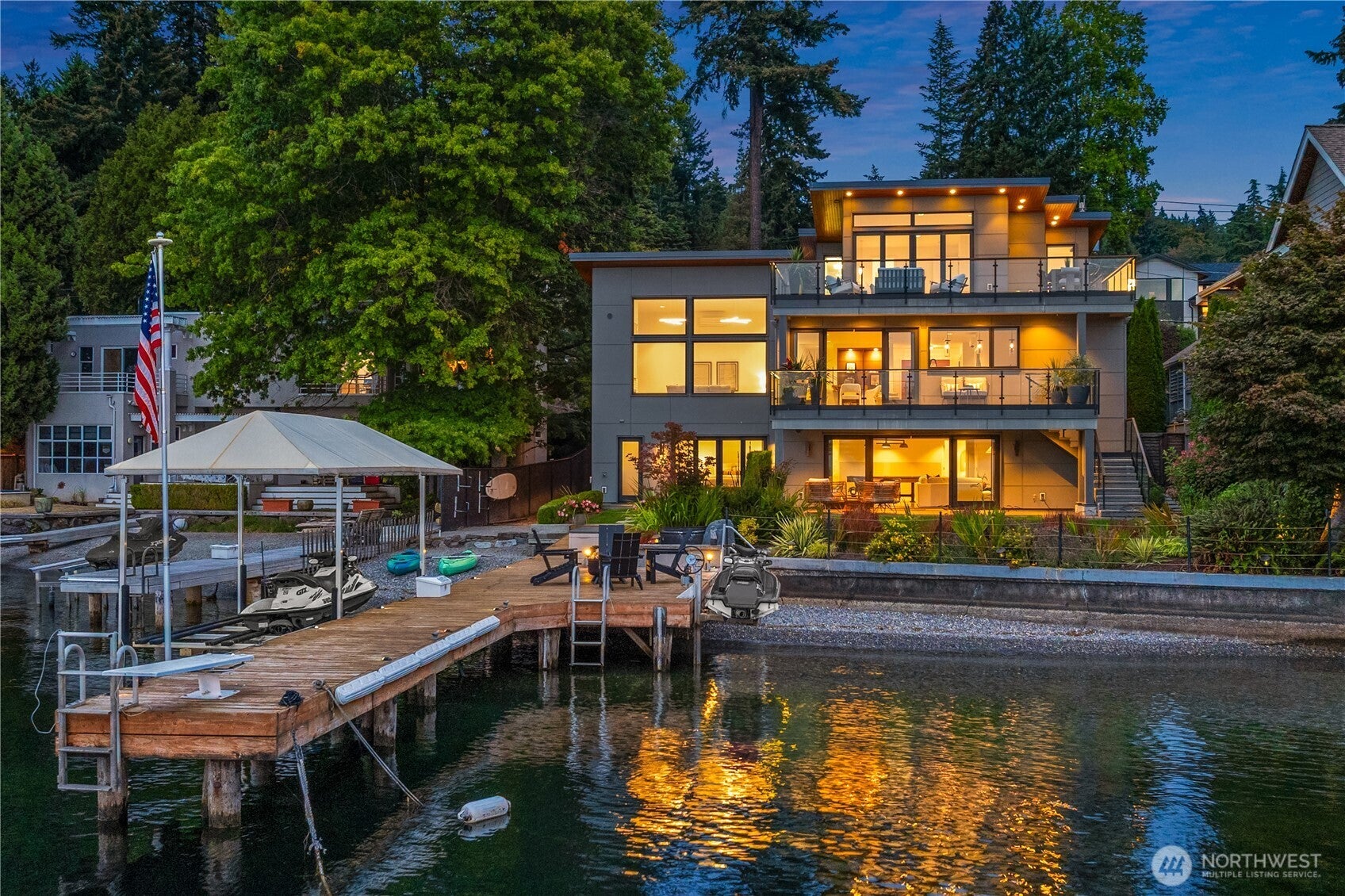 13031 Holmes Point Drive NE — photo