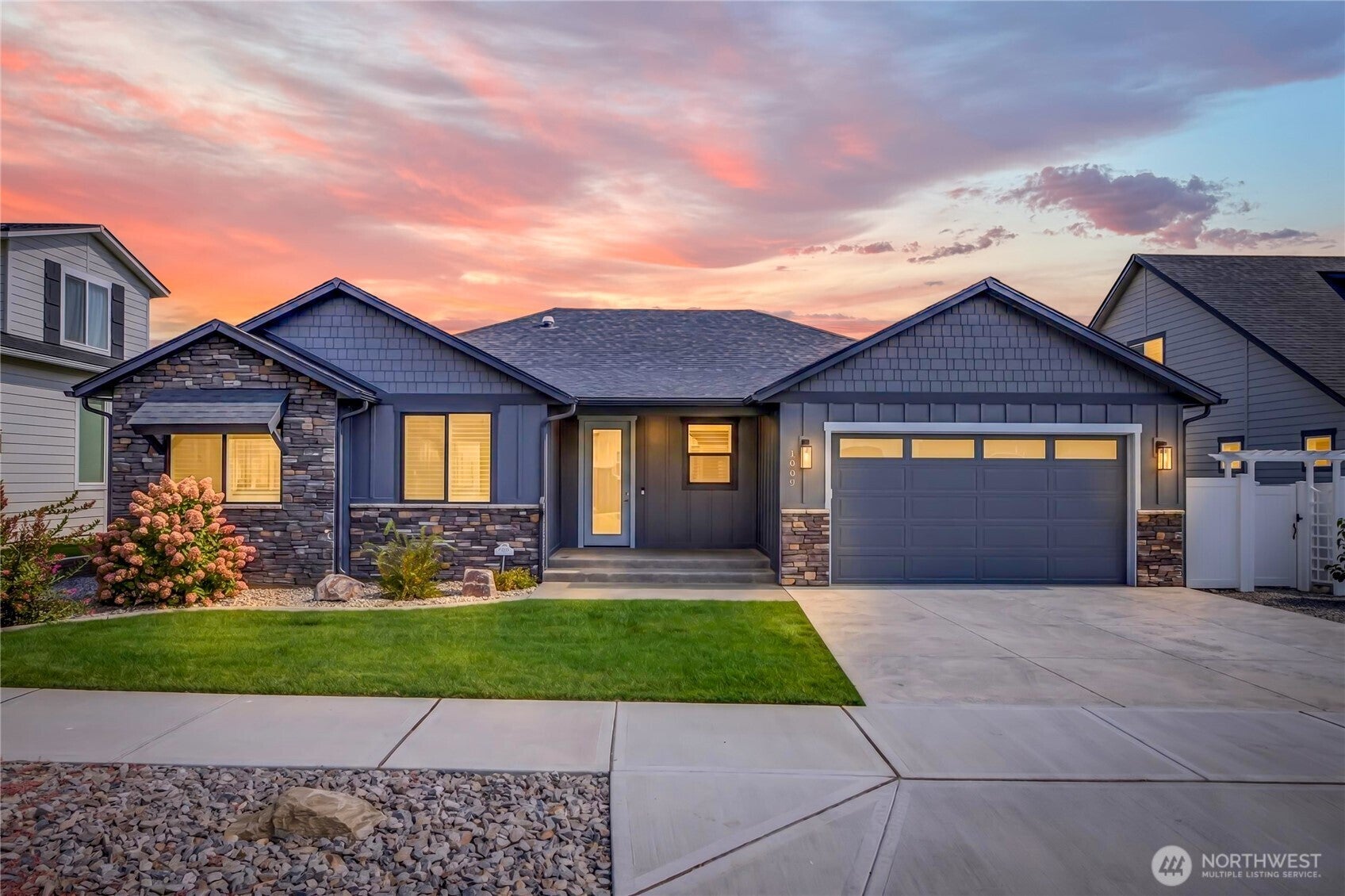 1009 Mountain Springs Drive — photo