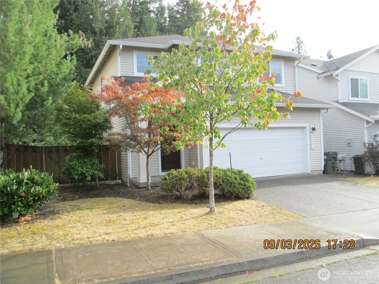 1262 Ebbets Drive SW — photo