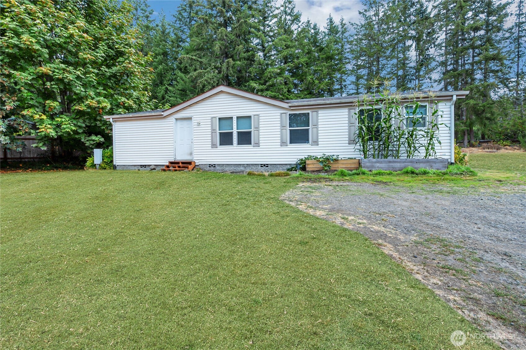 670 E Coulter Creek Road — photo