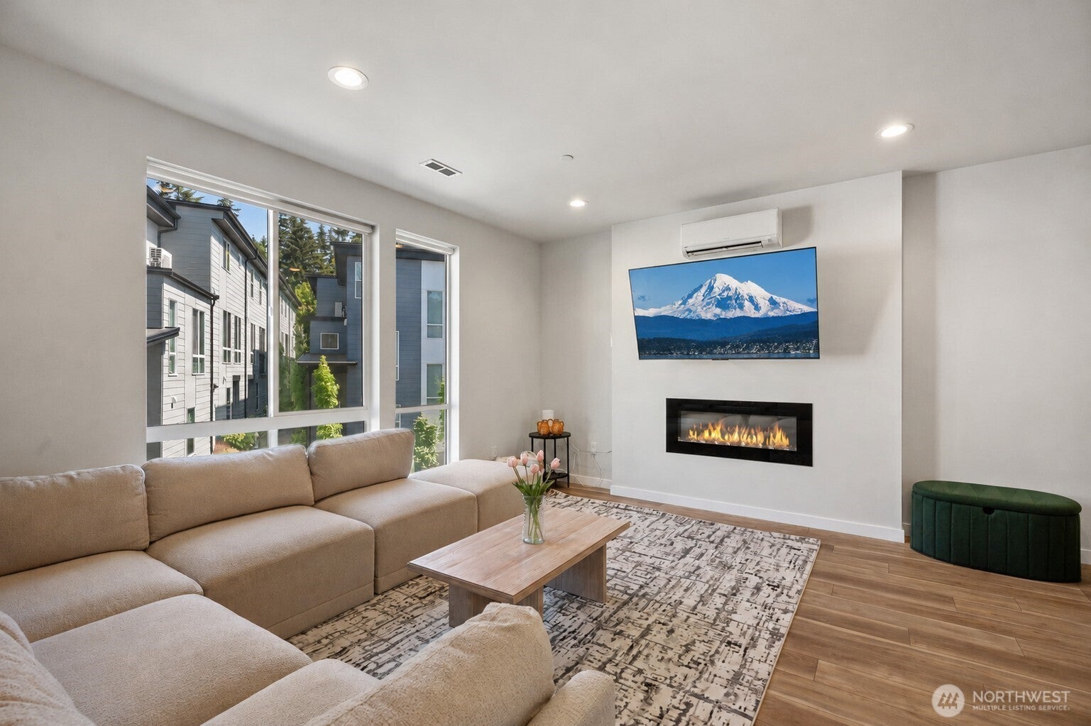 2527 Gibson Road C4 — photo