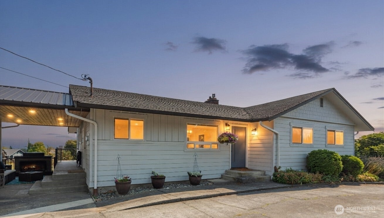 6116 Vista Drive — photo