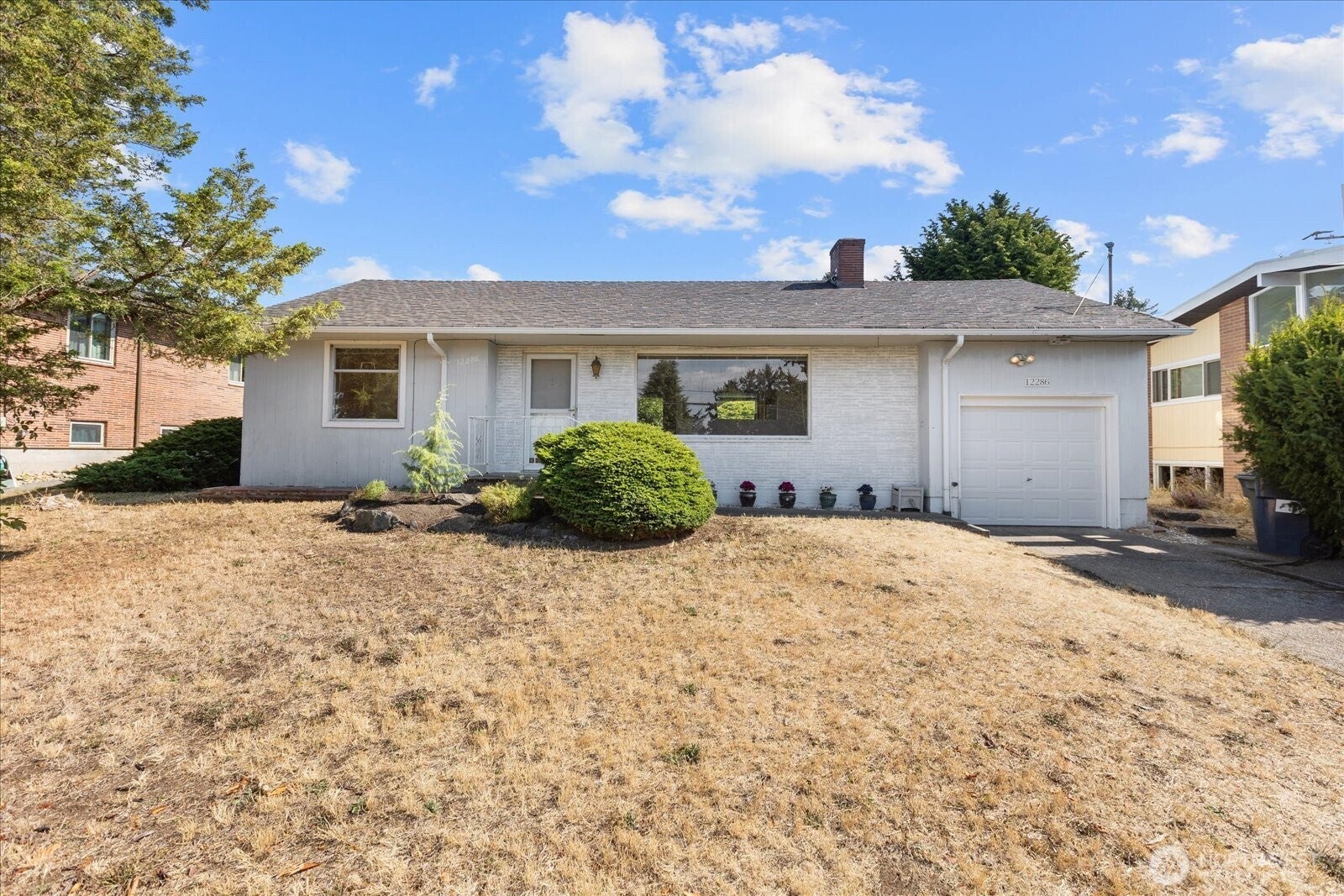 12286 Shorewood Drive SW — photo