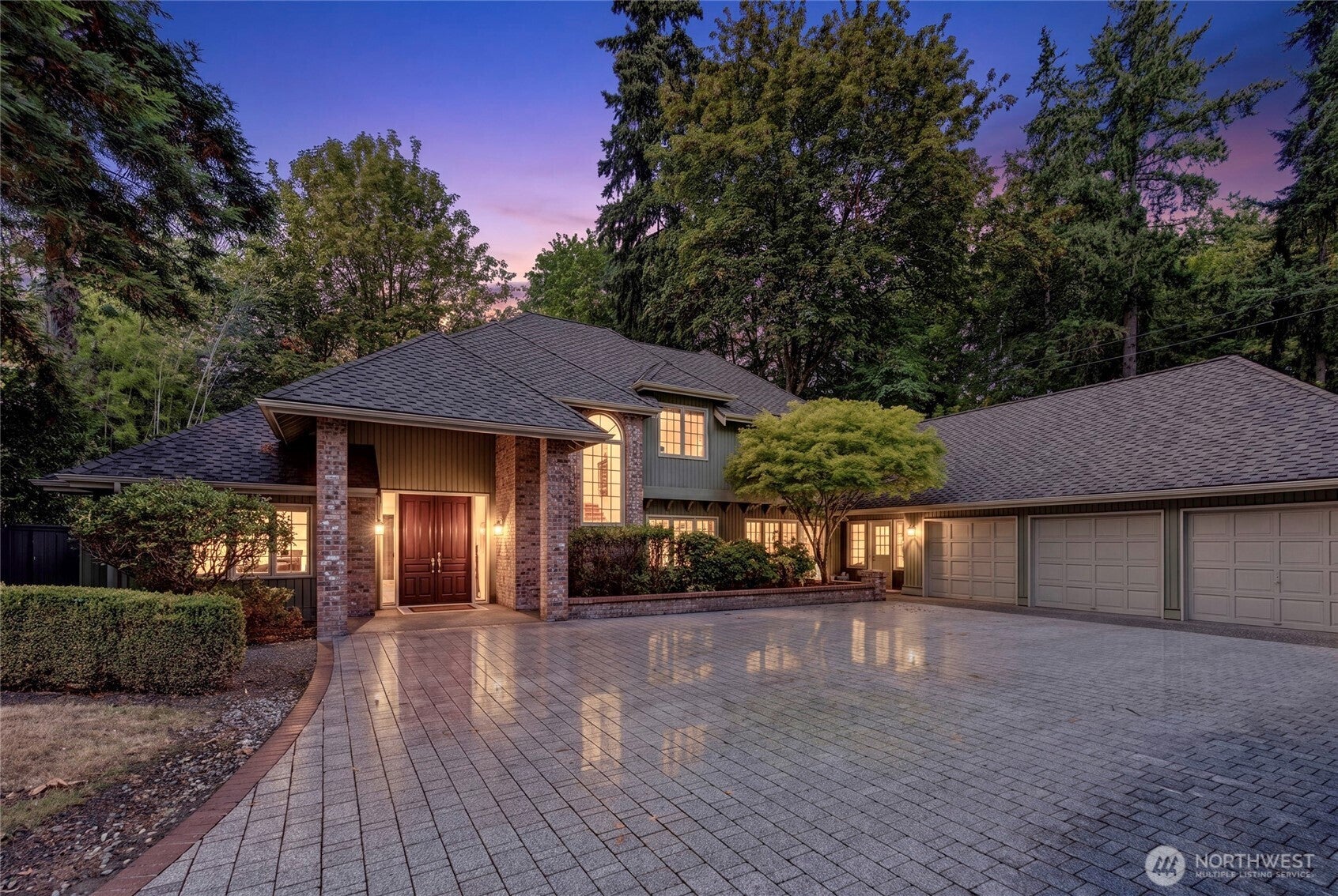 8140 Evergreen Lane — photo