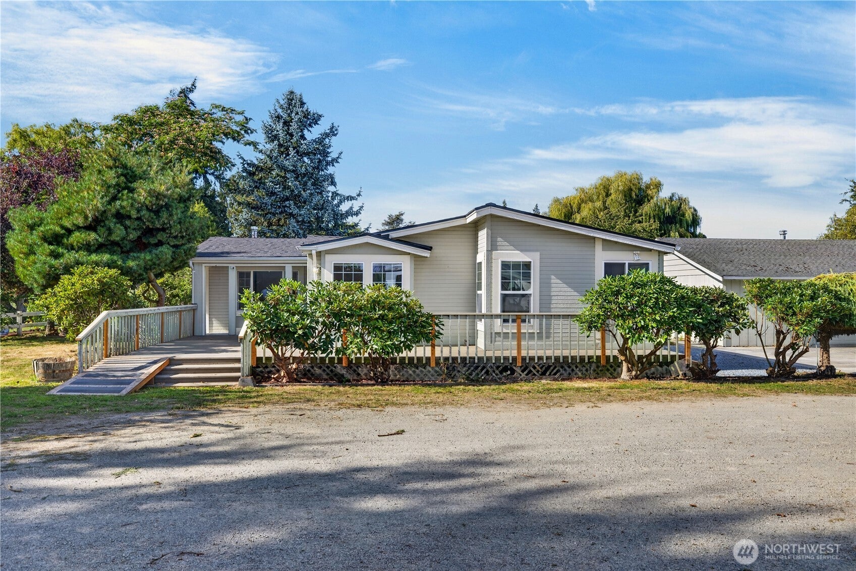 15086 Family Court — photo