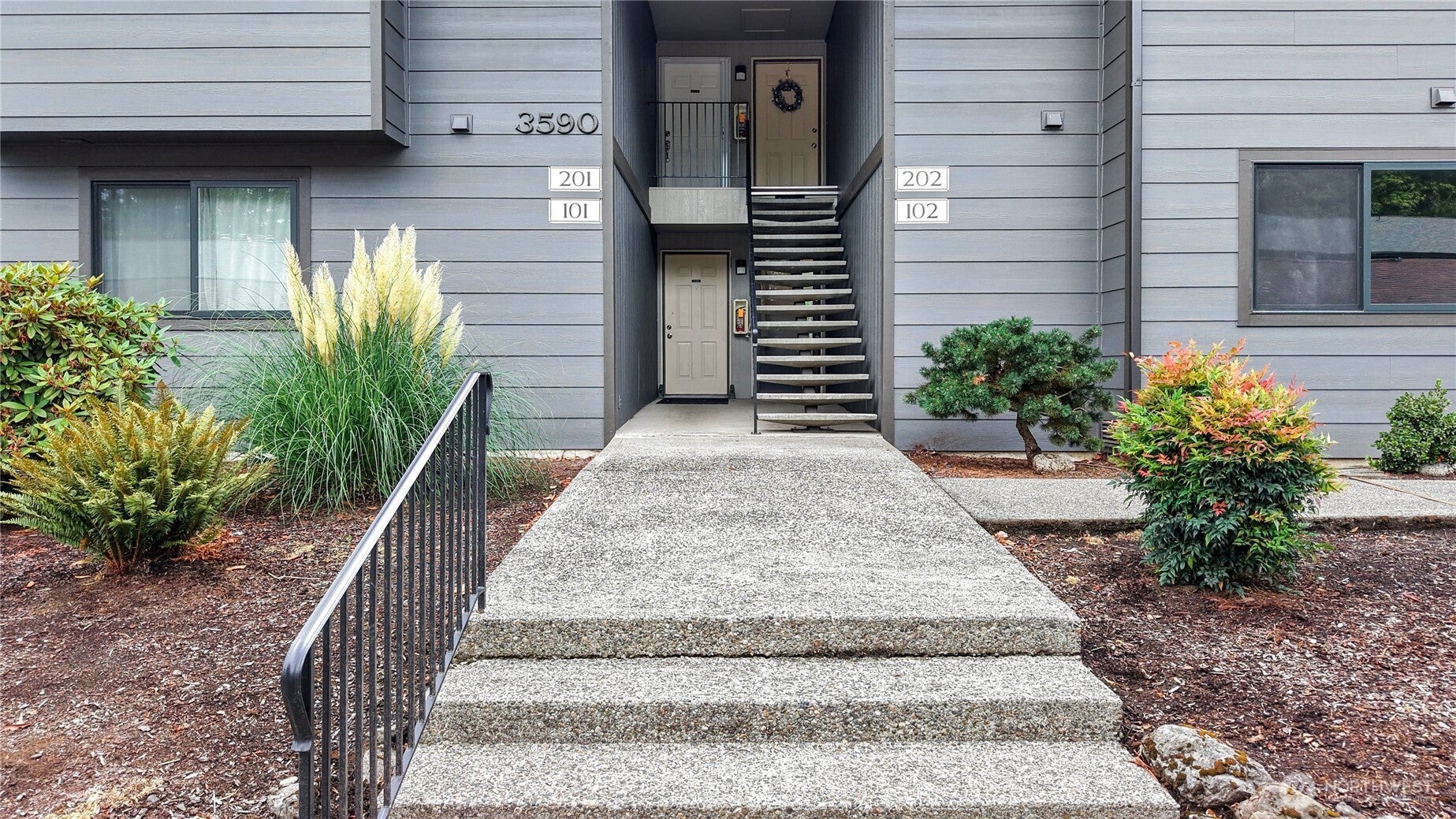 3590 Narrows View Lane NE 102 — photo