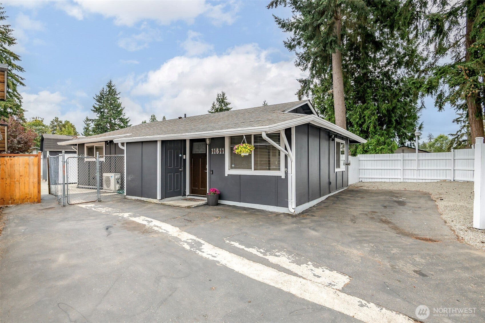 11811 SE 318th Place — photo