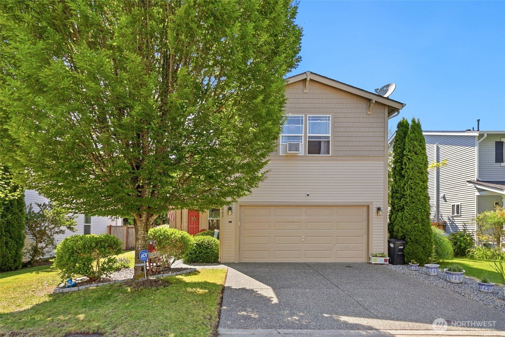 943 Candlestick Lane SW — photo