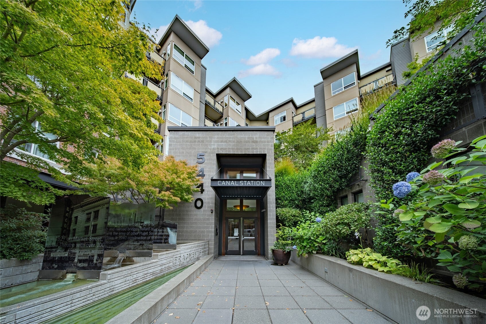 5440 Leary Avenue NW 526 — photo