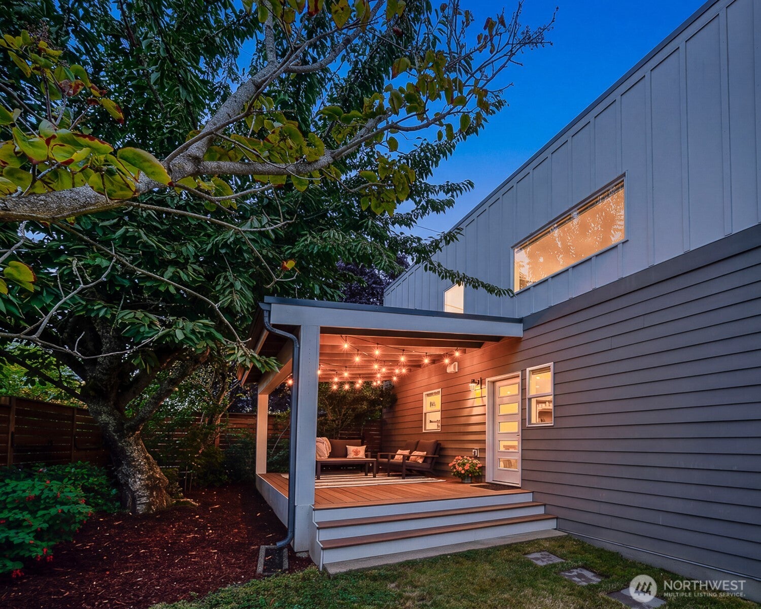 3105 SW Elmgrove Street — photo