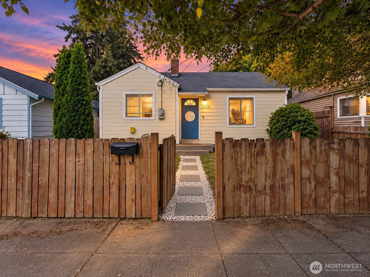 3810 S Asotin Street — photo