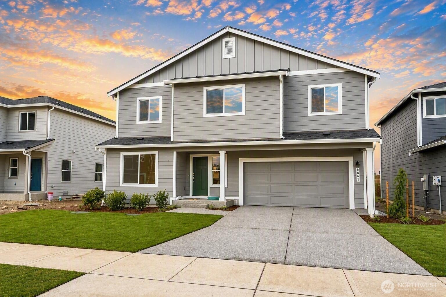 9861 Ferns Loop SE — photo