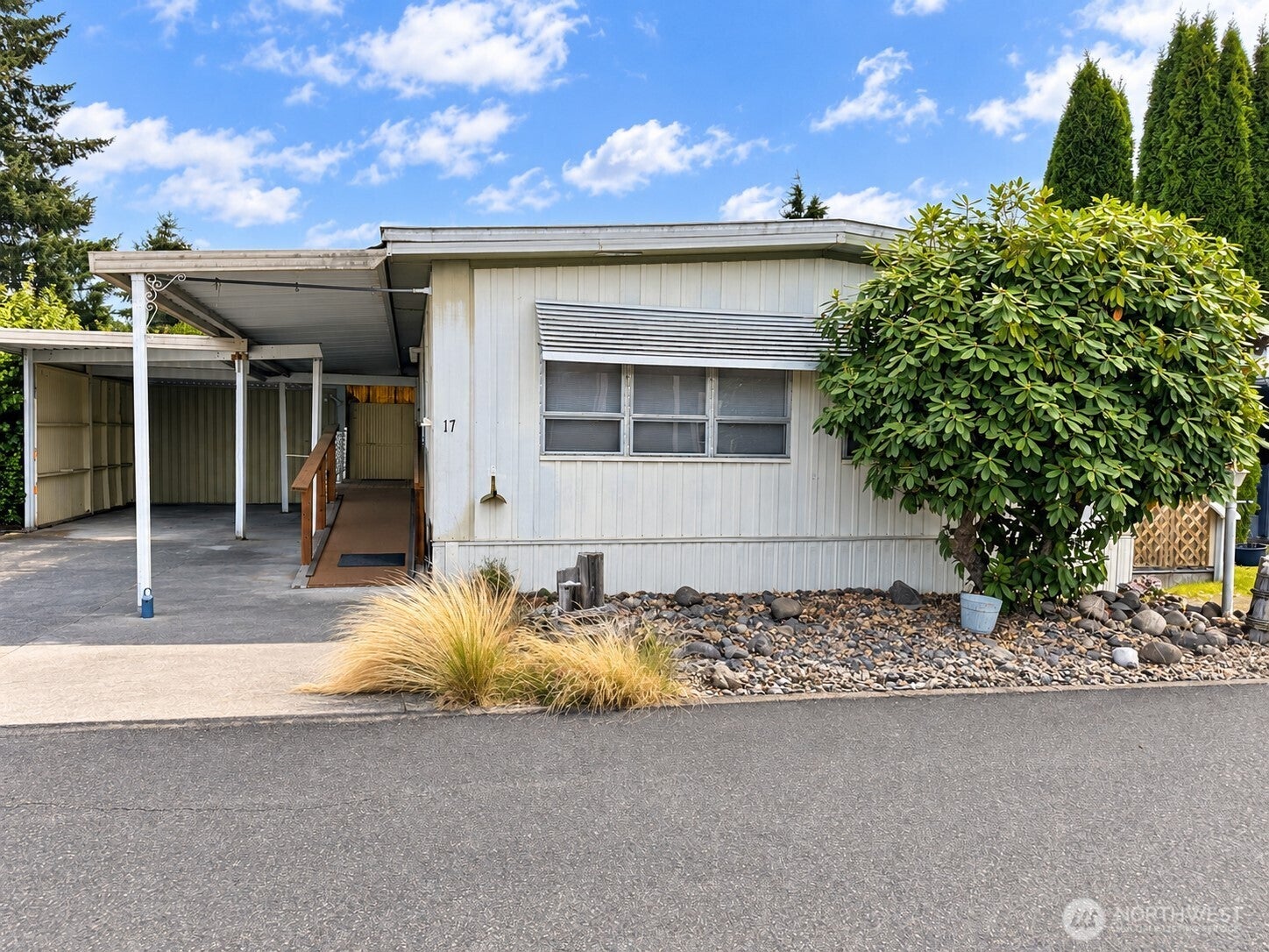 1700 Shelton Springs Road 17 — photo