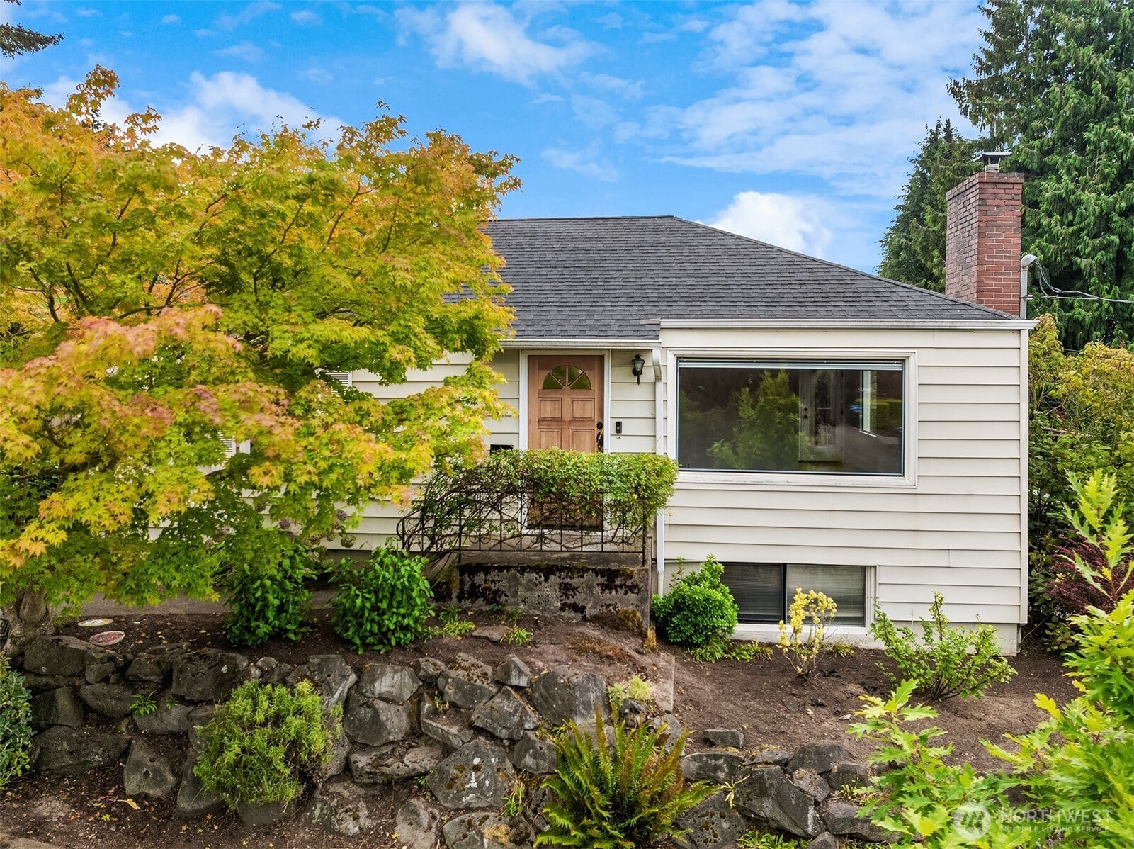 2909 W Smith Street — photo