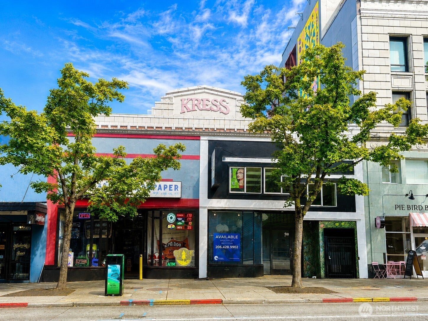 2220 NW Market Street — photo