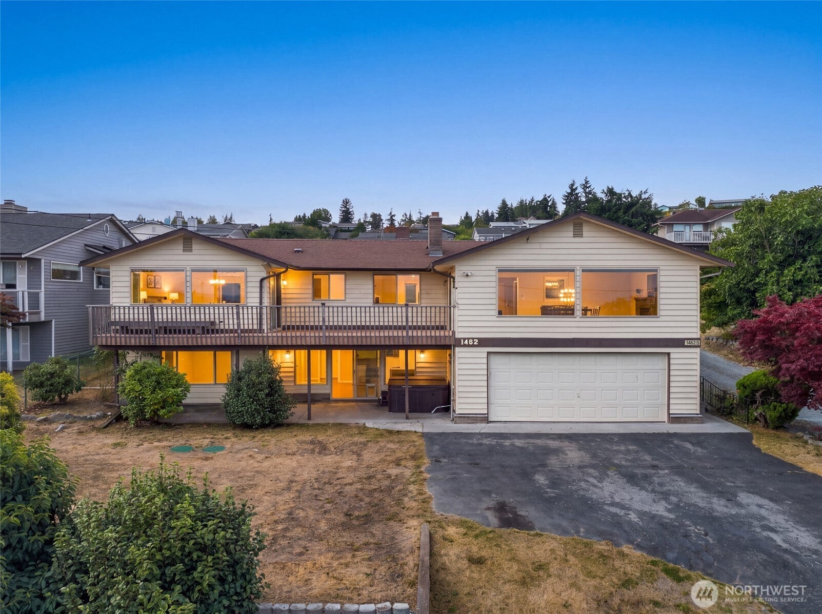 1462 SE Camano Drive — photo