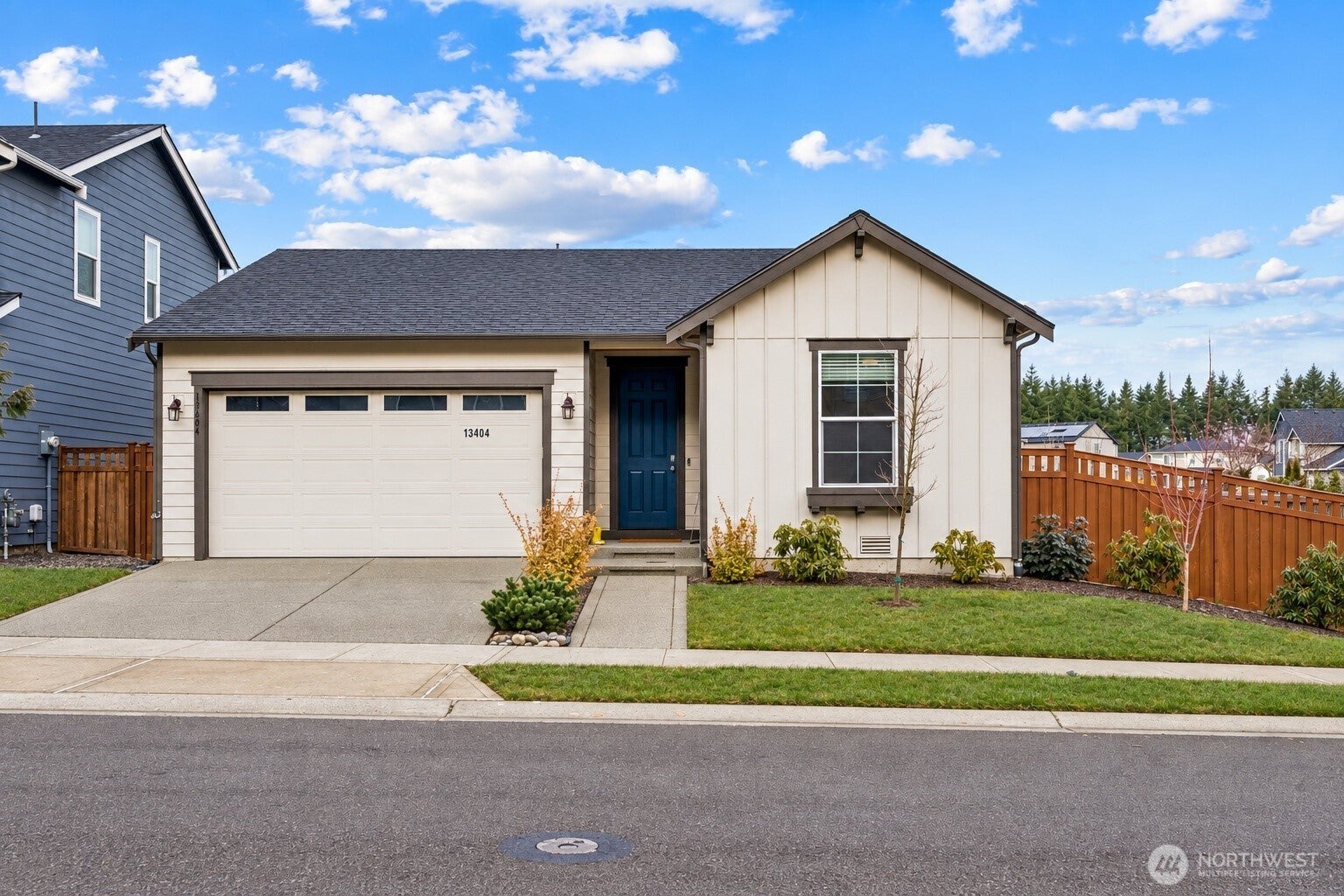 13404 Edmunds Parkway E — photo