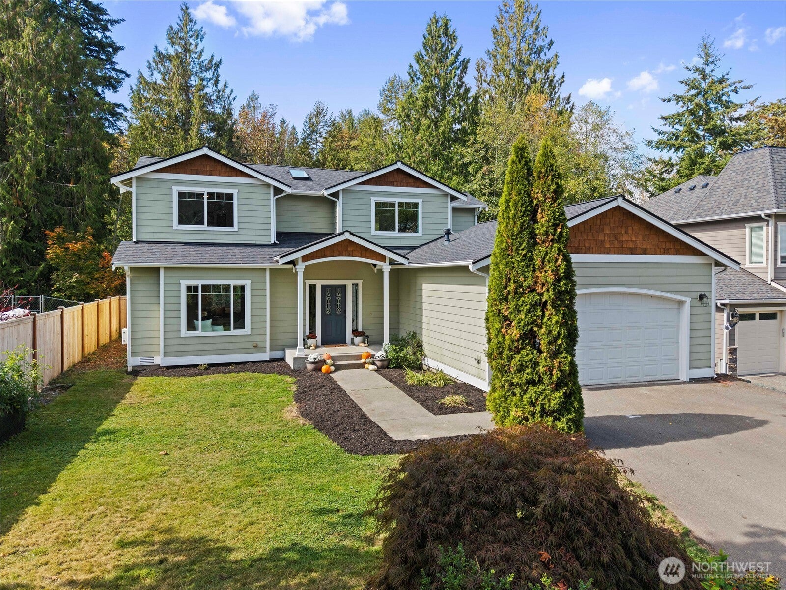 6114 97th Drive NE — photo