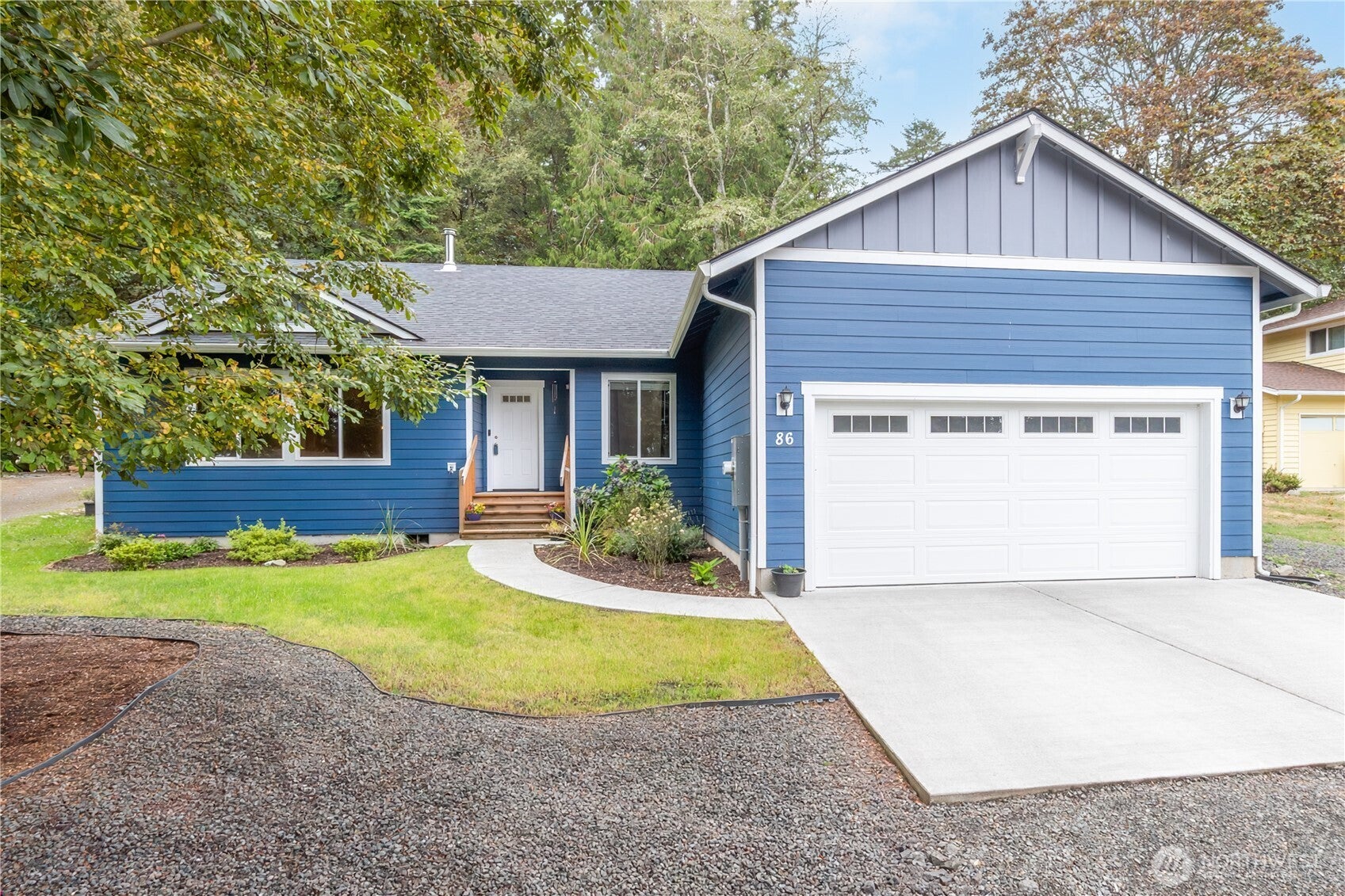 86 Rainier Lane — photo
