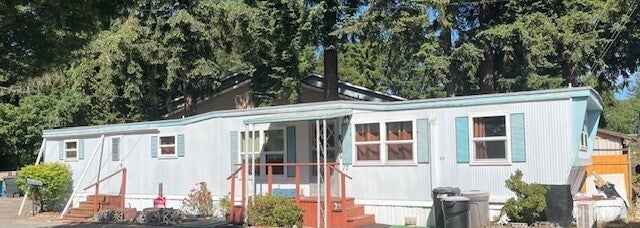 7614 NE Bothell Way 17 — photo