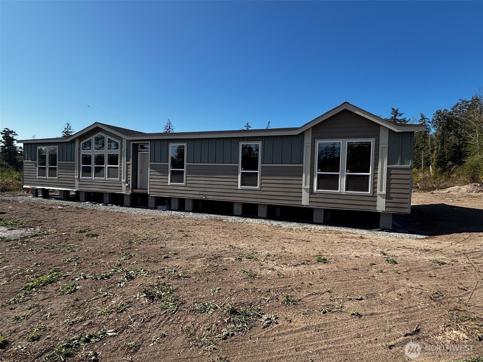 2166 Hastie Lake Road — photo