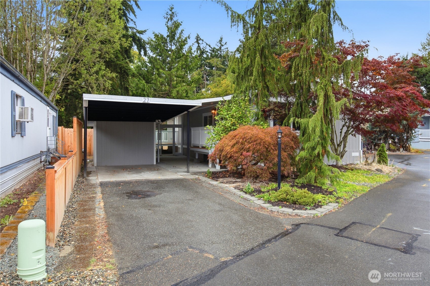 14322 Admiralty Way 27 — photo