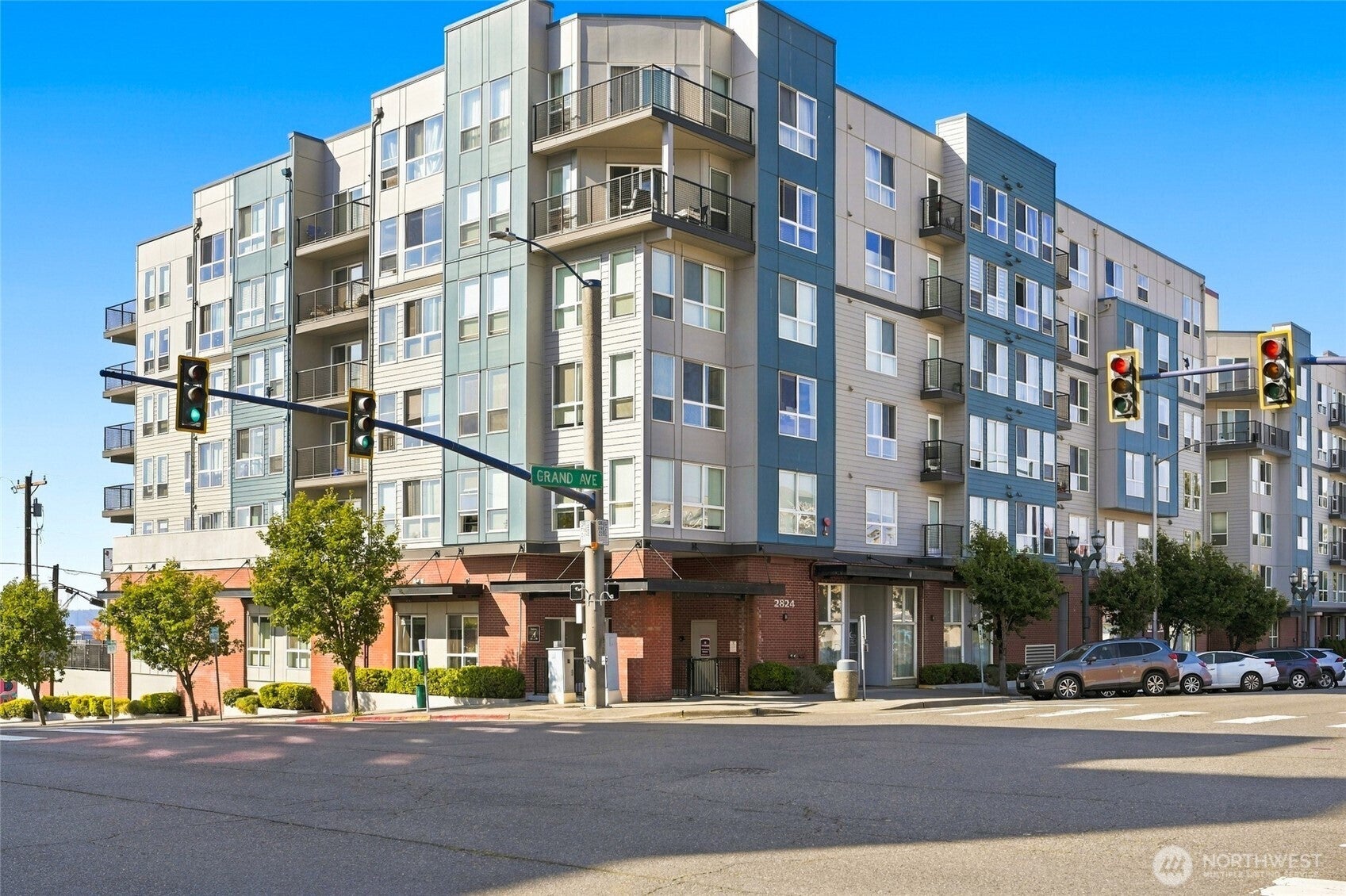 2824 Grand Avenue a411 — photo