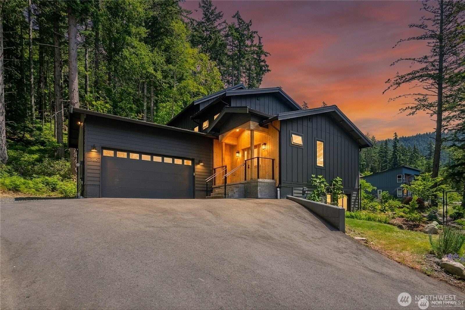 760 Chuckanut Drive — photo