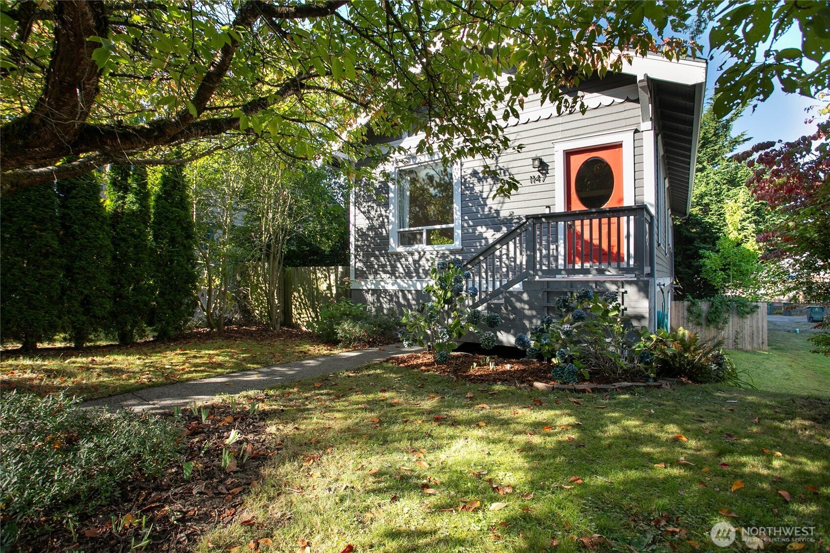 1147 Humboldt Street — photo