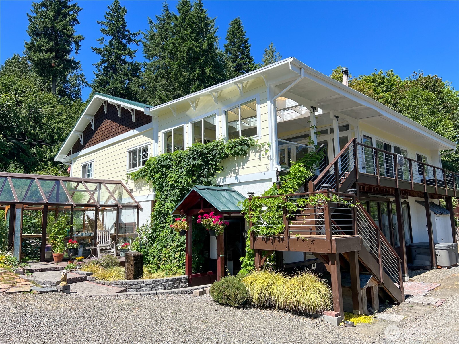 7251 Oak Bay Road — photo