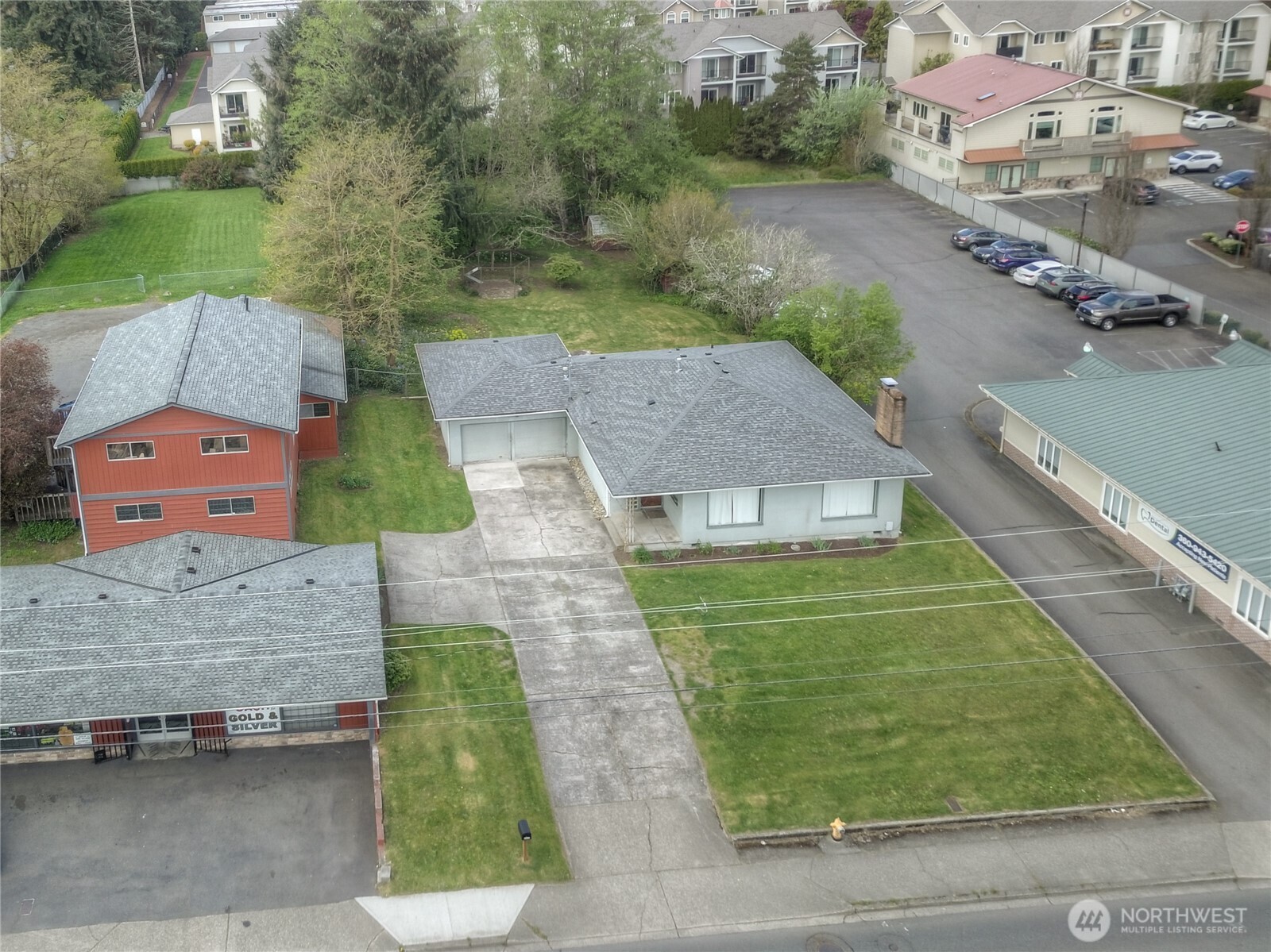 6017 S Capitol Boulevard — photo