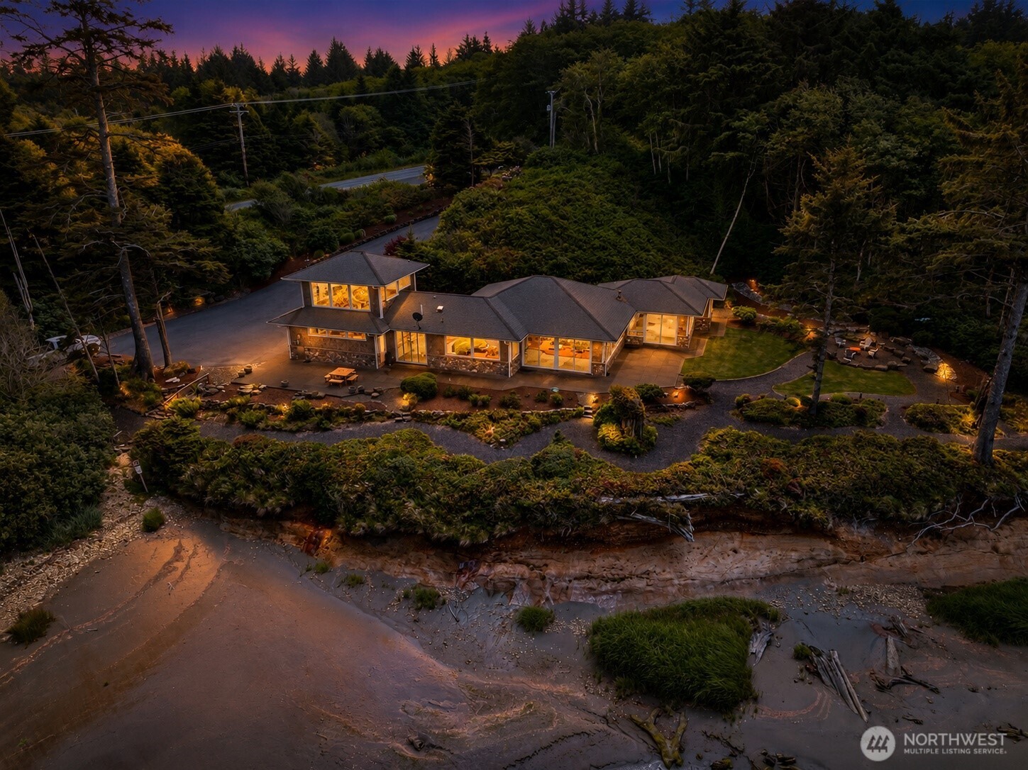 6 Diamond Drive — photo