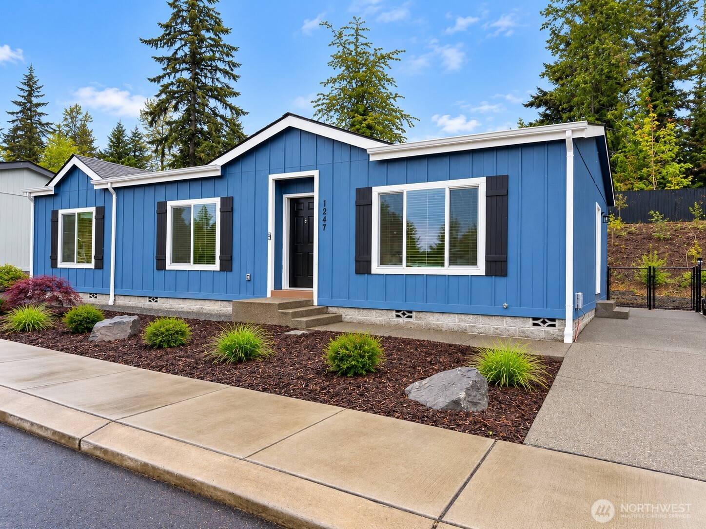1247 Orangewood Street #20 — photo