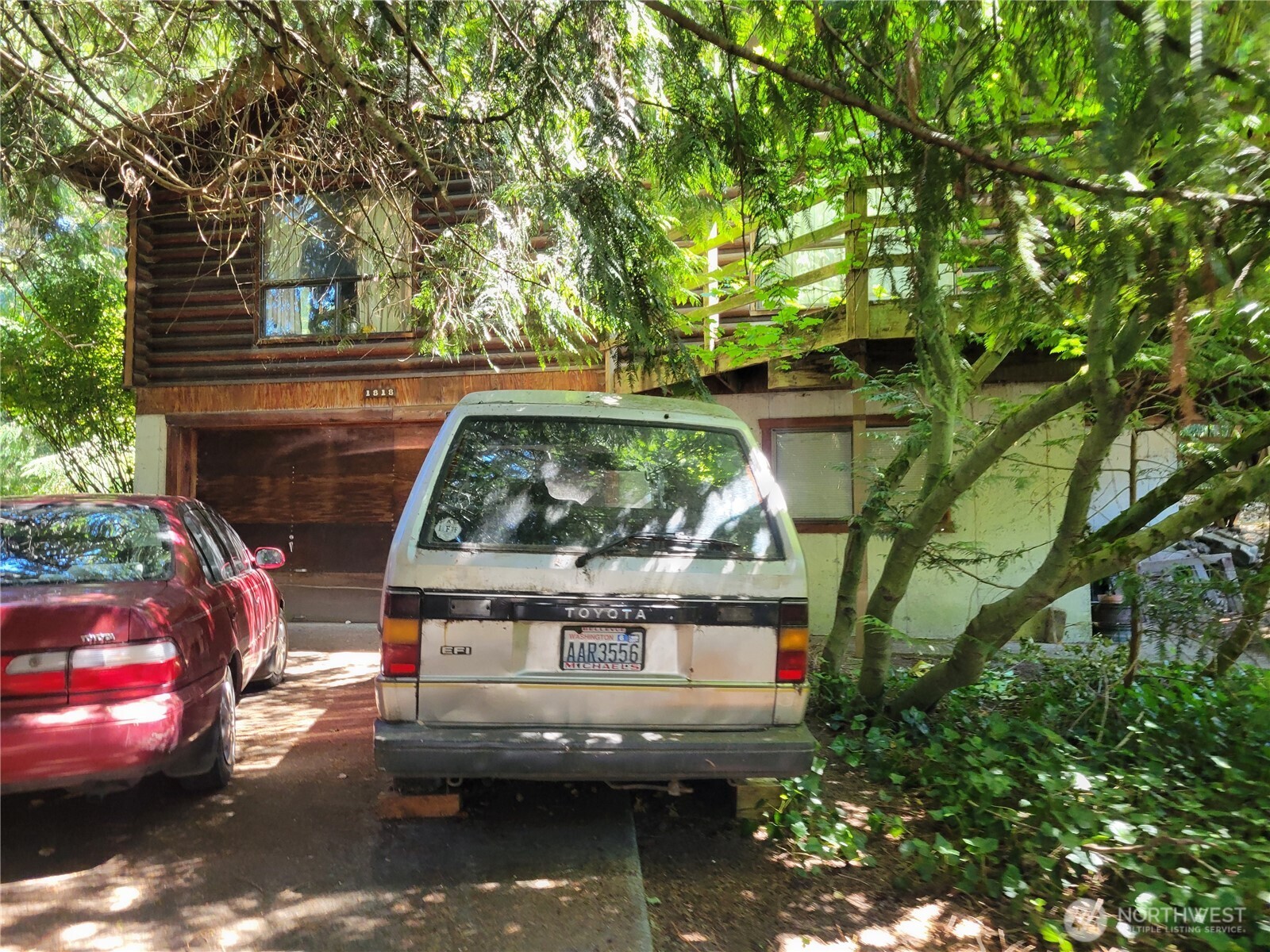 1818 Jackson Drive NW — photo