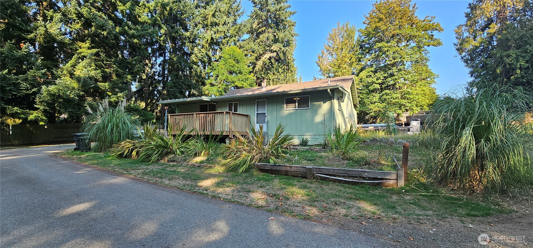 1124 Pear Street NE — photo