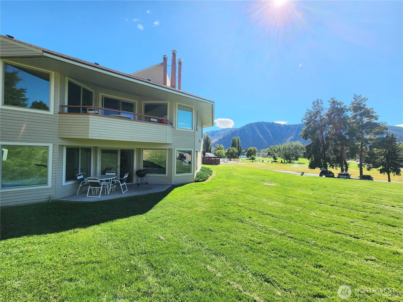 1 Lodge 601-E — photo