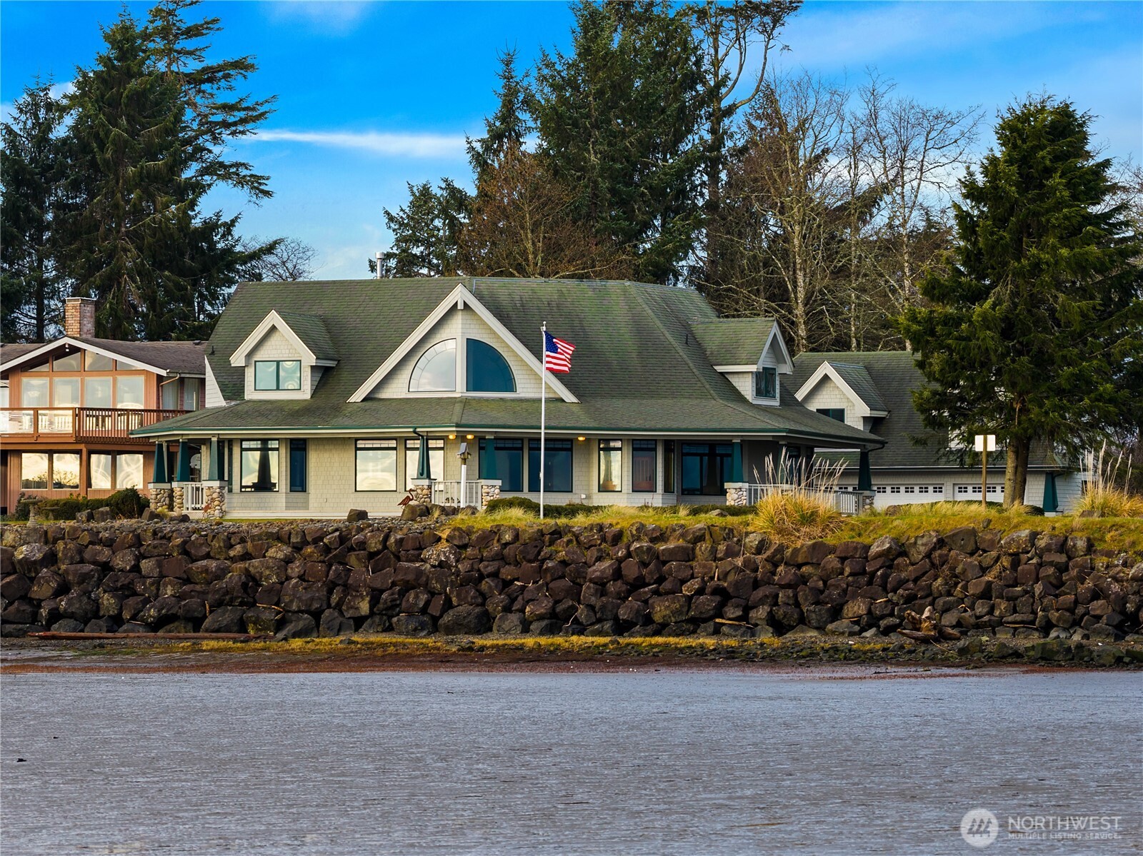 317 Captain Gray Court SE — photo